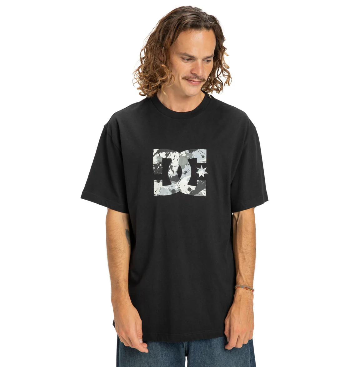 DC Men's Star Filled T-Shirt Black EDYZT04348-KVJ0