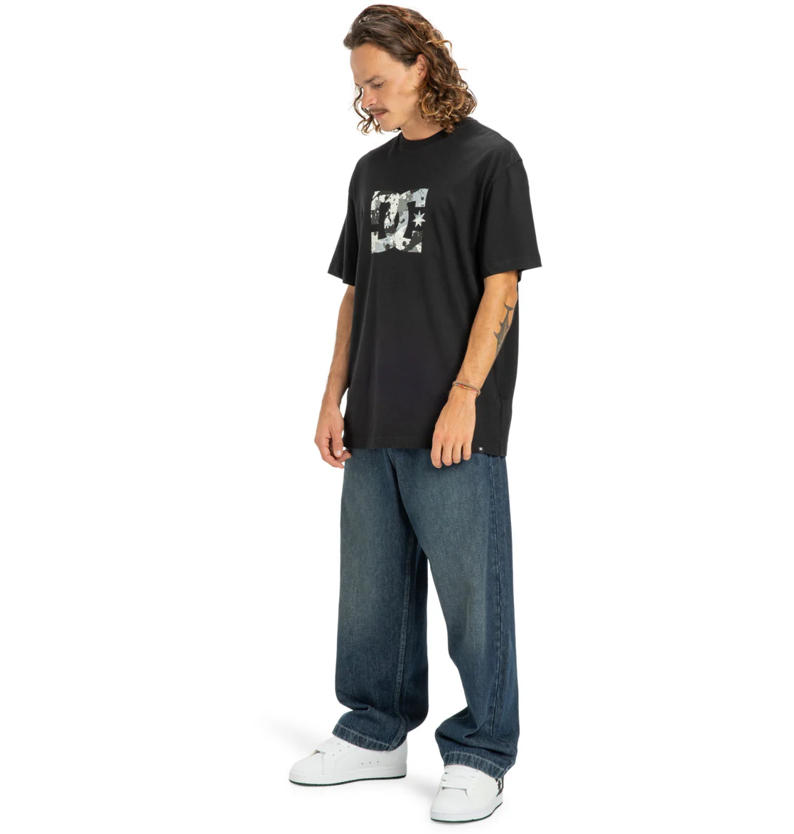 DC Men's Star Filled T-Shirt Black EDYZT04348-KVJ0 - Image 4