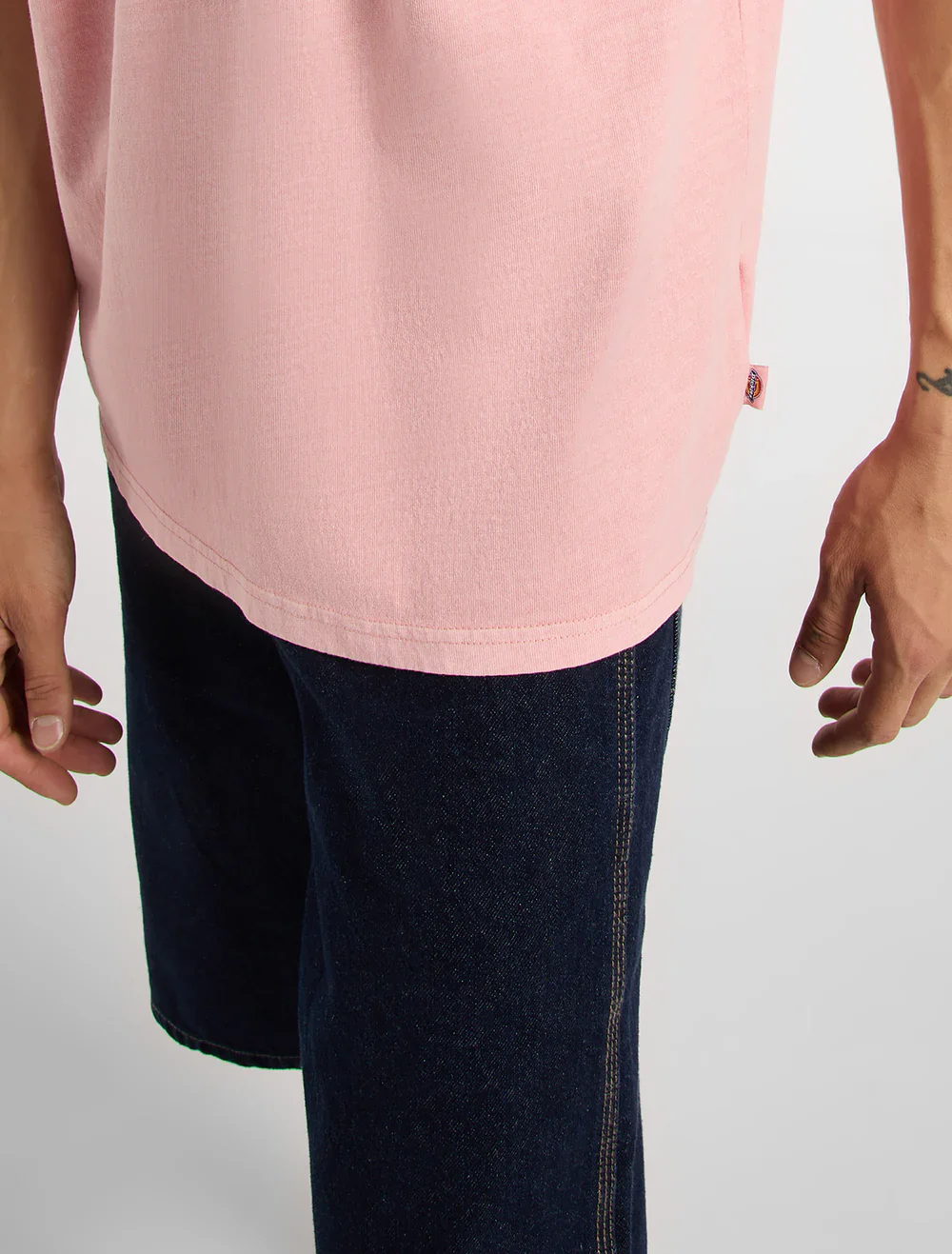 Dickies Men's Buchtell Midweight T-shirt Bridal Rose DK0A883BL47 - Image 5