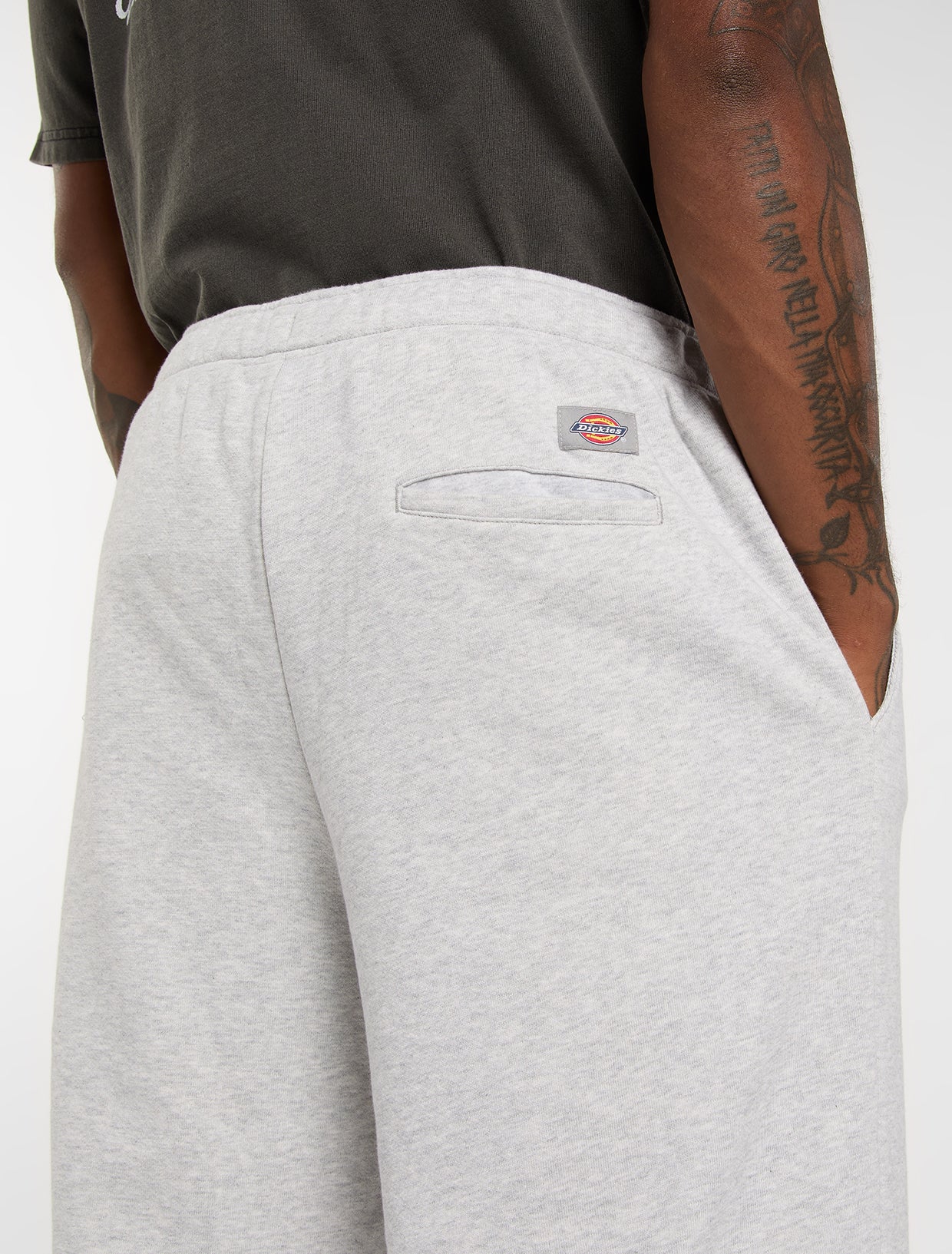Dickies Men's Streetsboro 13-Inch Sweat Shorts Light Grey DK0A885BA281 - Image 6