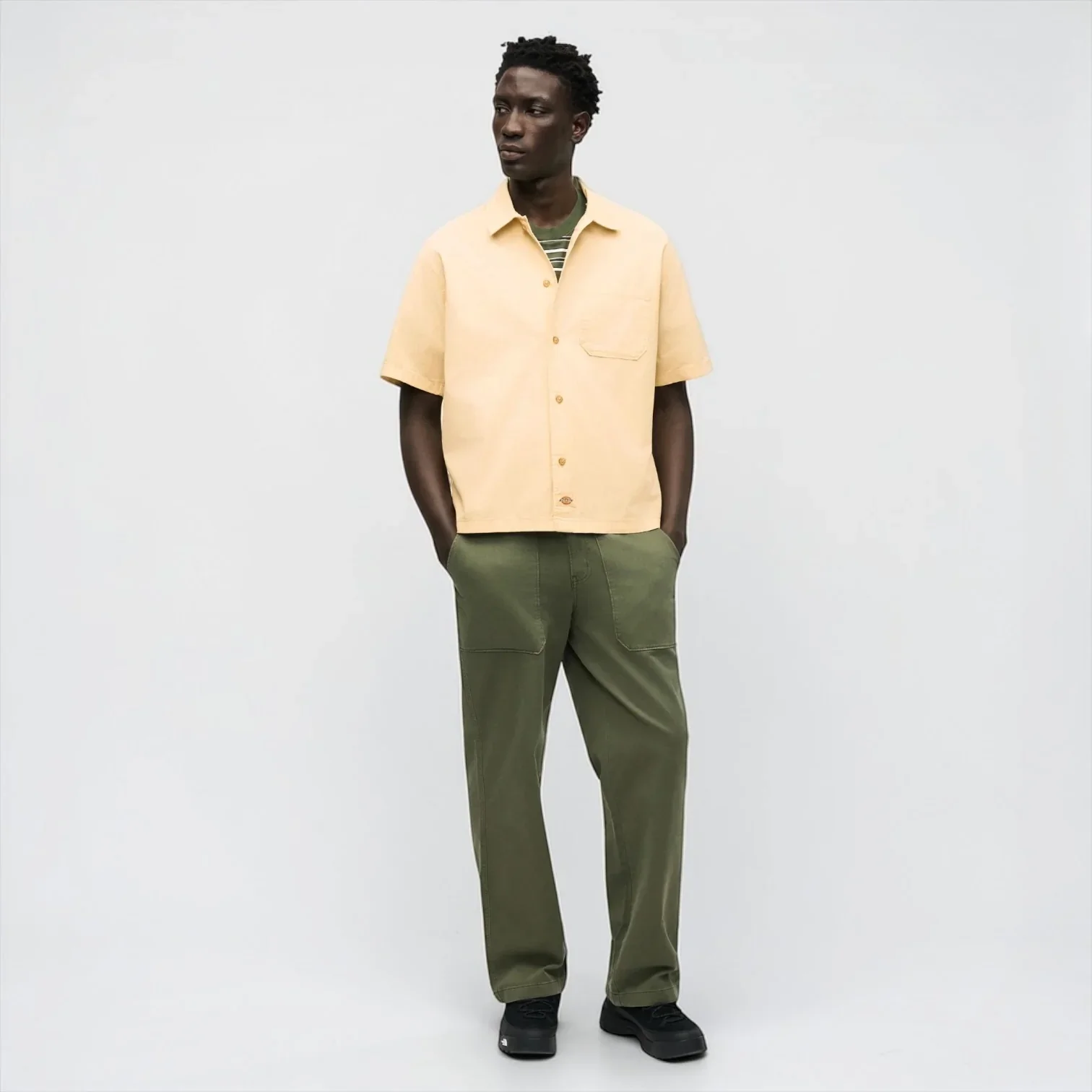 Dickies Men's Vernal Short Sleeve Shirt Wood Ash DK0A88O8L17 - Image 4