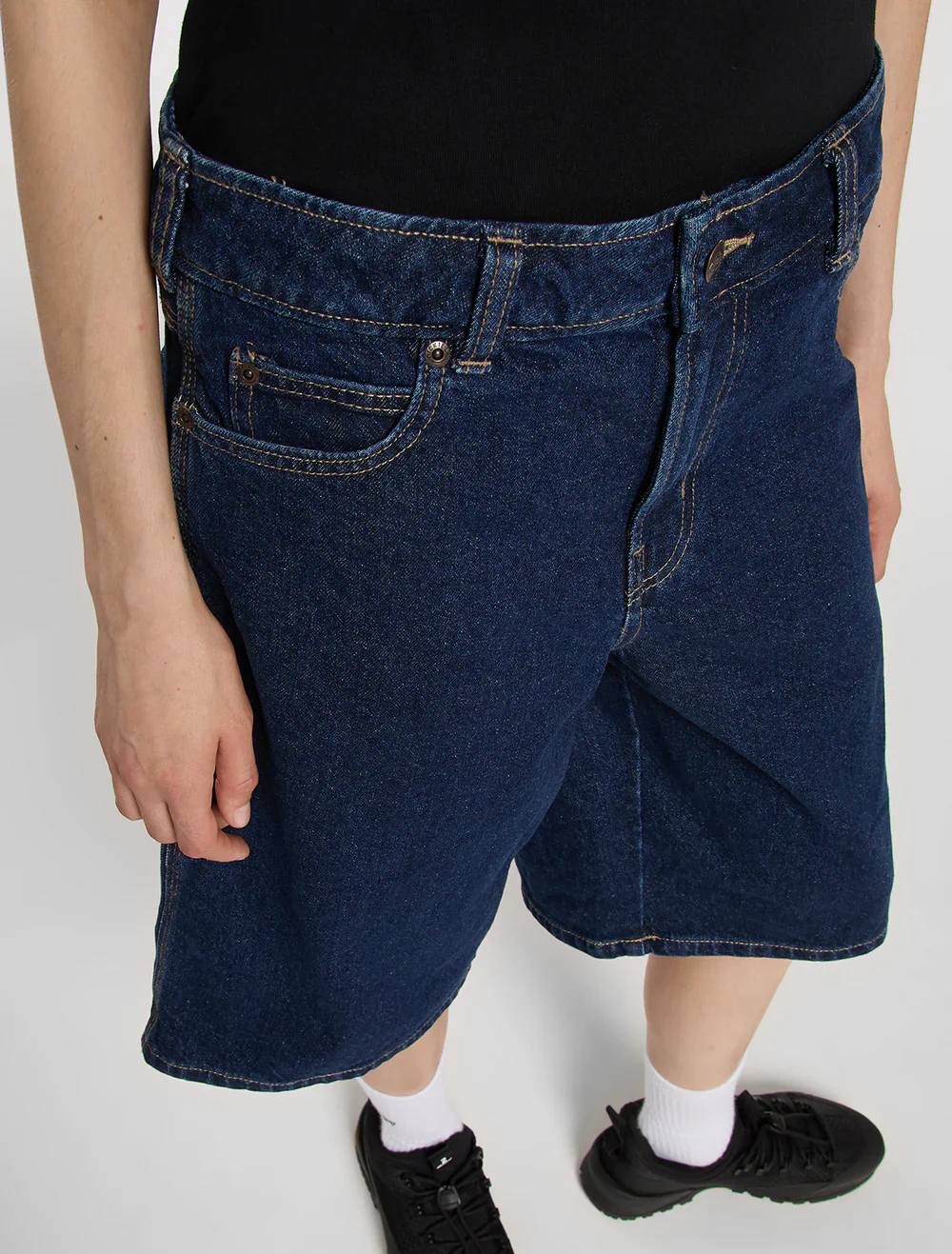 Dickies Women's 957 13-Inch Denim Shorts Dark Indigo DK0A88JS0DD - Image 5