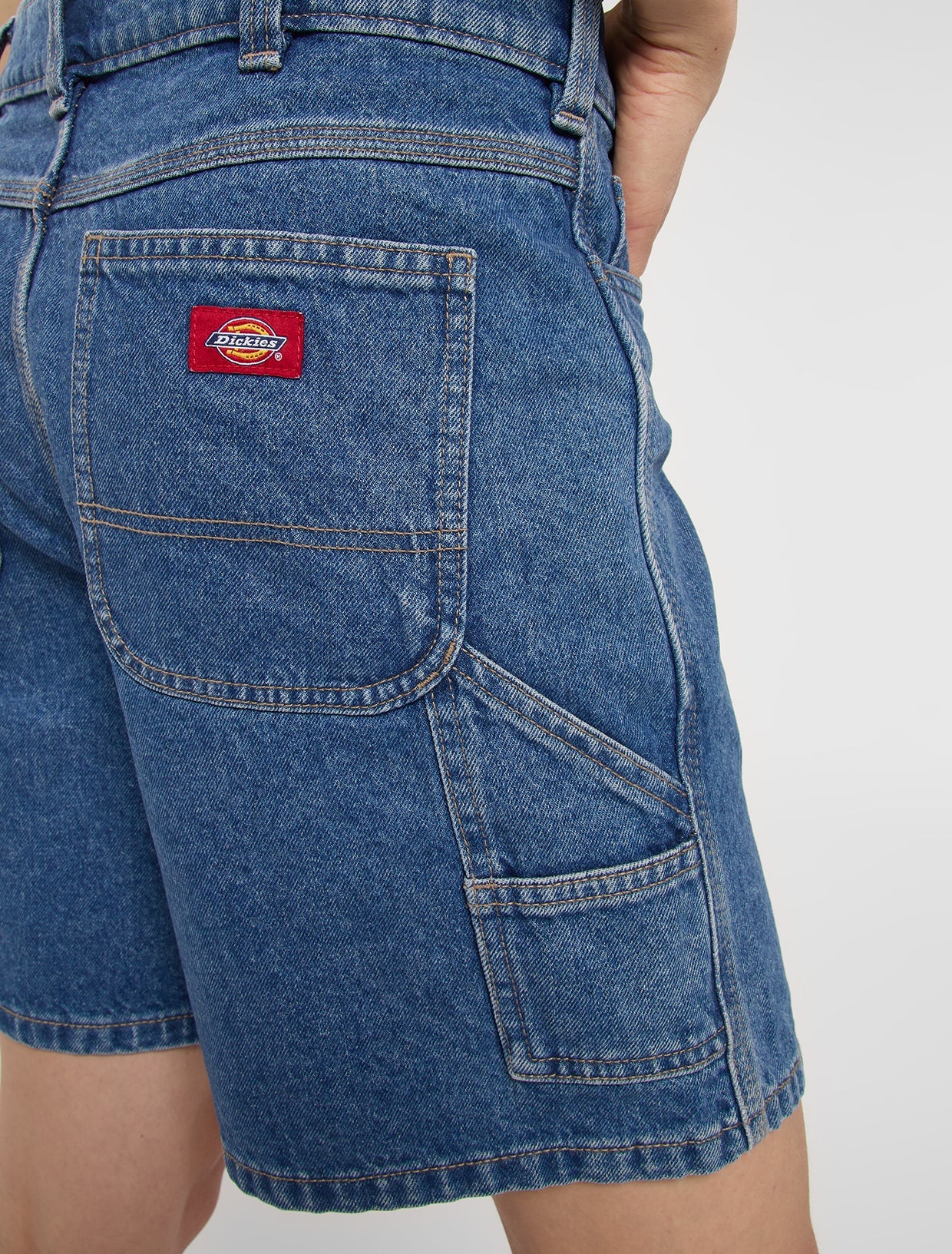 Dickies Women's 993 7-inch Denim Carpenter Shorts Classic Blue DK0A88PBCLB1 - Image 6