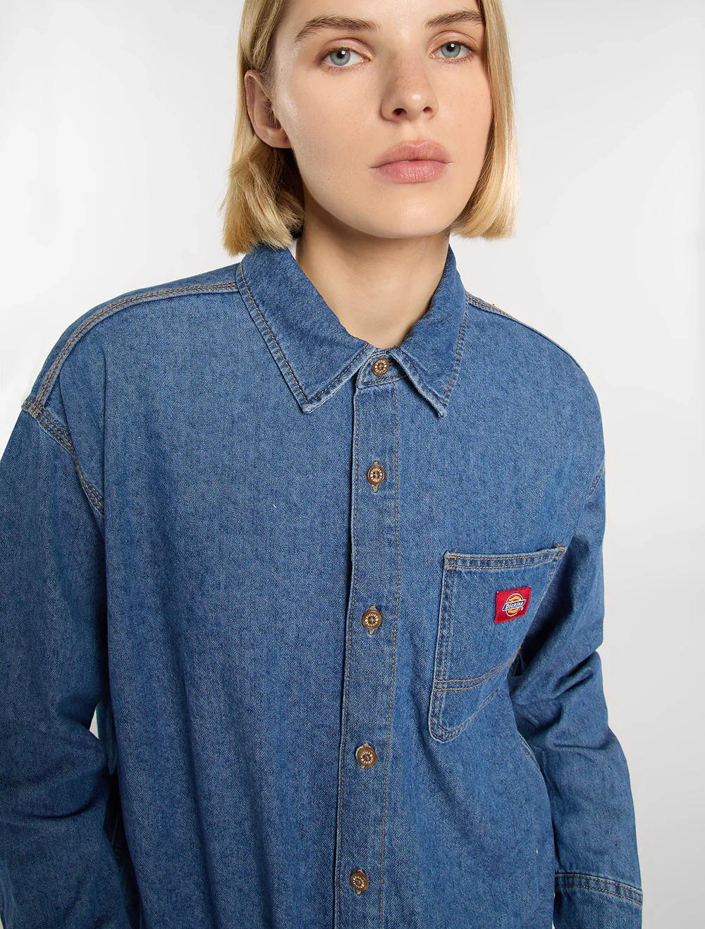 Dickies Women's Lightweight Long Sleeved Denim Shirt Classic Blue DK0A8826CLB - Image 3