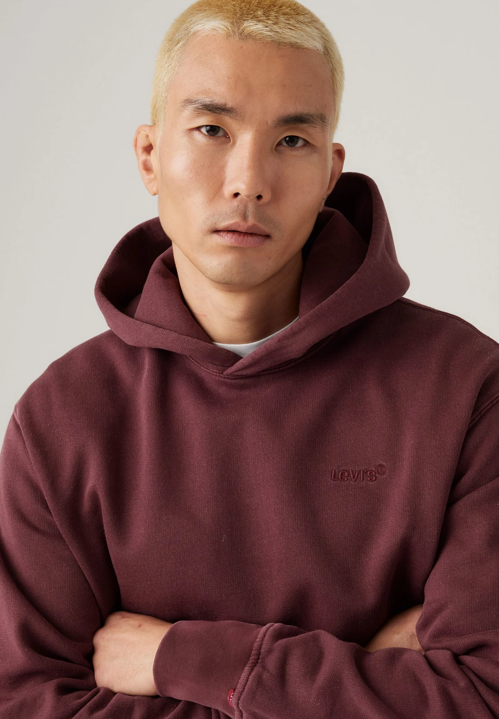 Levi's Men's Authentic Hoodie Red A84350032 - Image 4