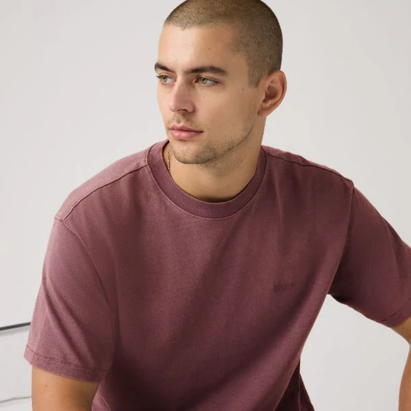 Levi's Men's Red Tab Vintage Tee Post Grunge Wash Roan Rouge A06370178 - Image 4