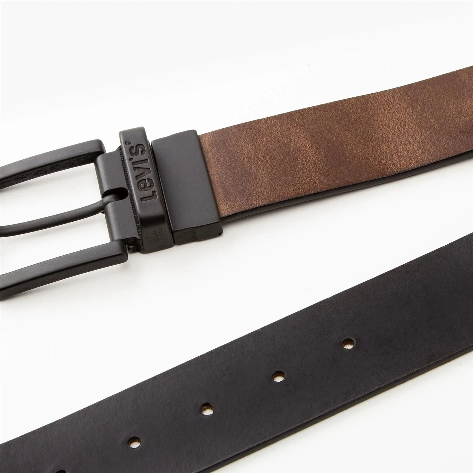 Levi's Men's Reversible Core Metal Belt Reqular Black 771342086 - Image 2