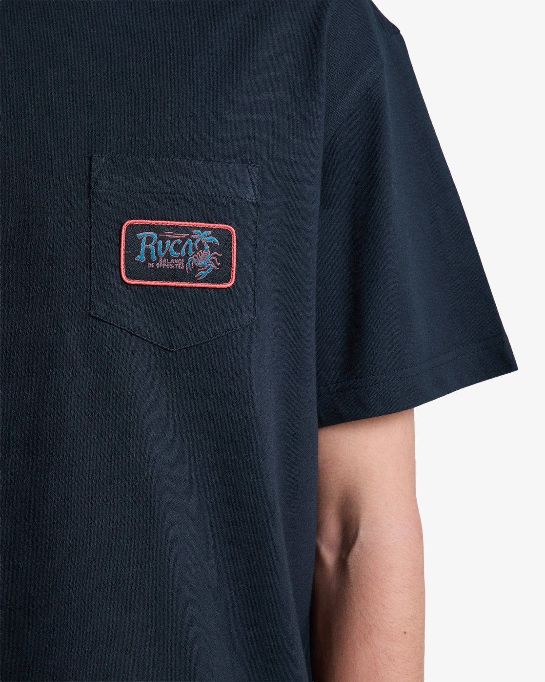 RVCA Men's Stingbay Pocket Short Sleeve T-Shirt Black EVYZT00342-BLK - Image 5