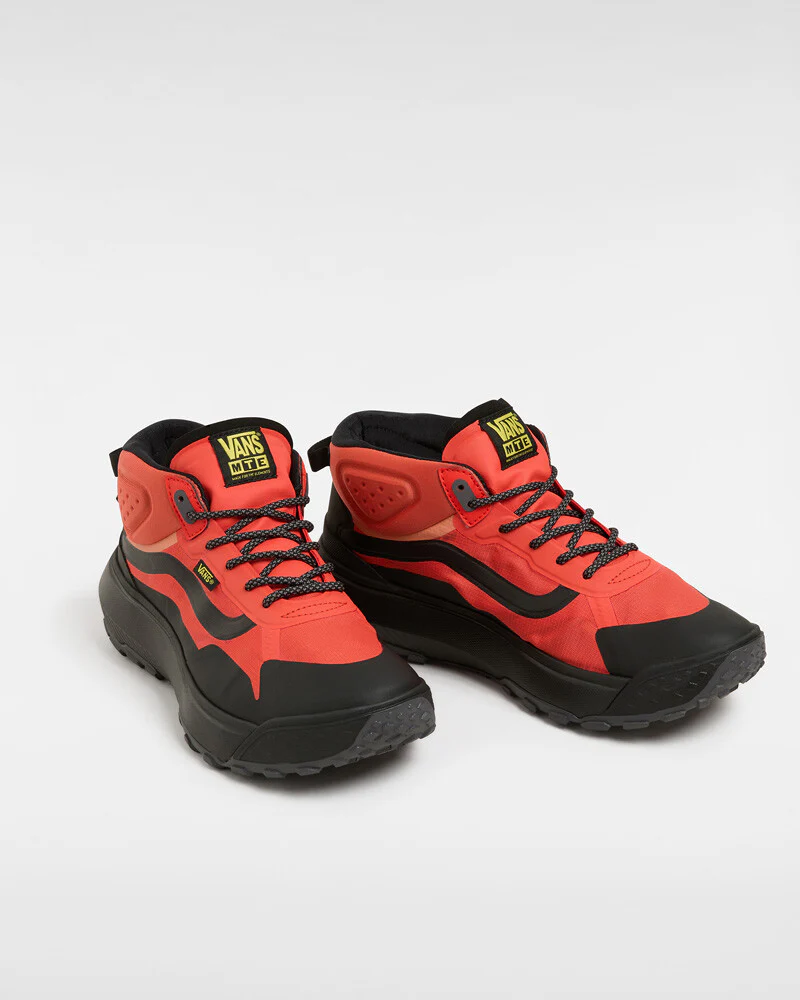 Vans Mens' MTE Crosspath Mid Shoes Orange/Black VN000CVVORB - Image 2