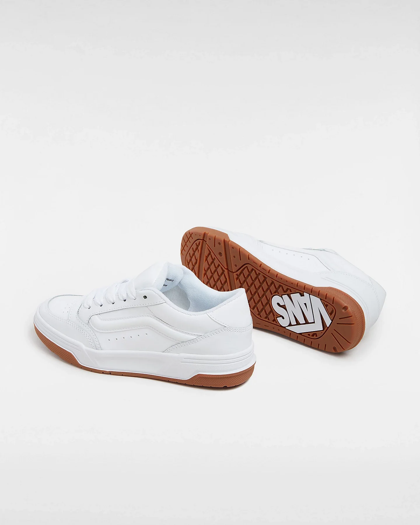 Vans Women's Hylane Shoes White/Gum VN000D1J9DH - Image 3