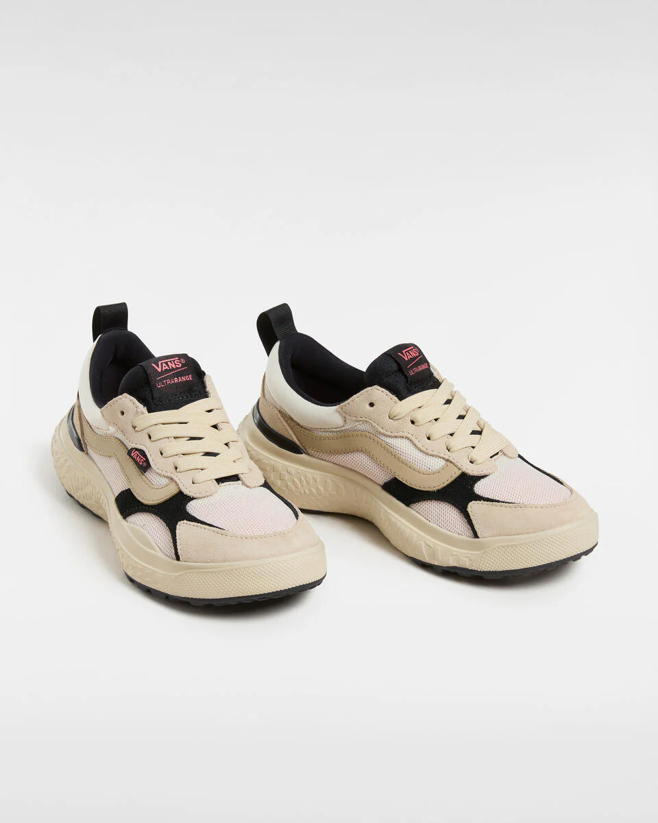 Vans Women's MTE ultrarange Neo VR3 Shoes Black/Blush VN000CWEYX2 - Image 2