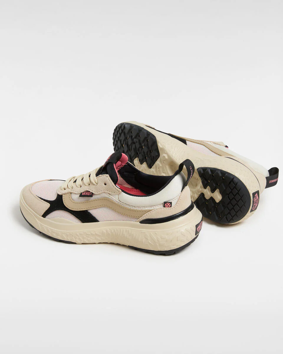 Vans Women's MTE ultrarange Neo VR3 Shoes Black/Blush VN000CWEYX2 - Image 3
